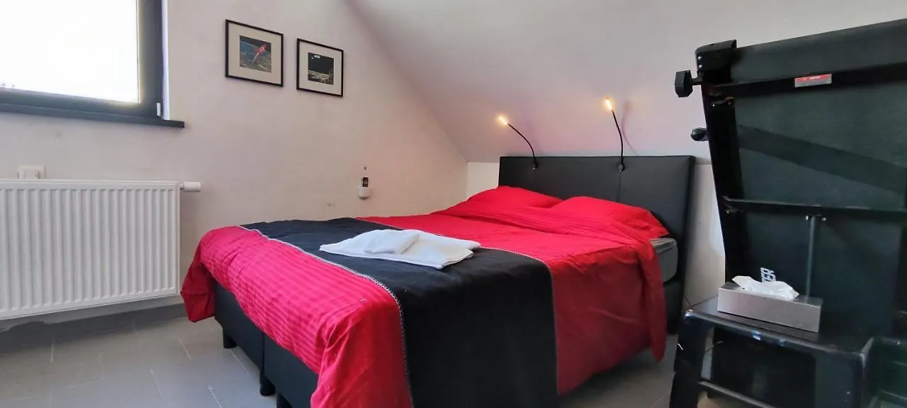 Logeerkamer Xxl 25 M2 Zemst Апартаменты
